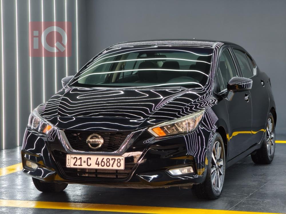 نيسان فيرسا